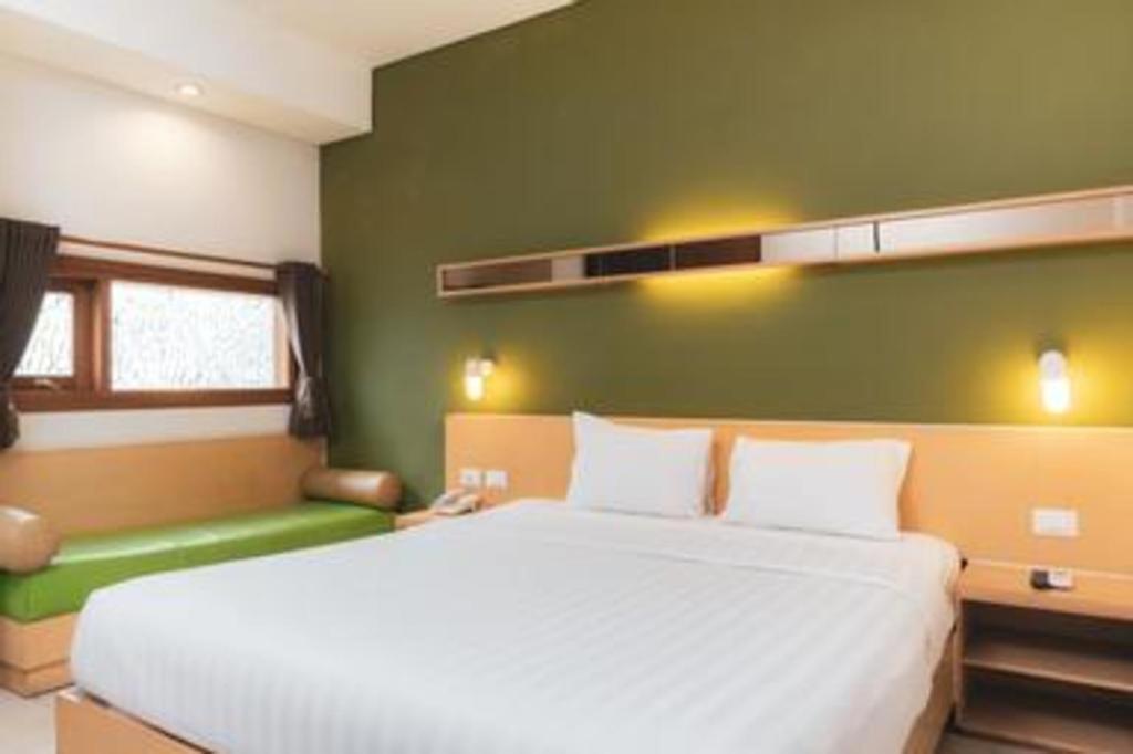 Hotel Tibera Taman Cibeunying Бандунг Екстер'єр фото