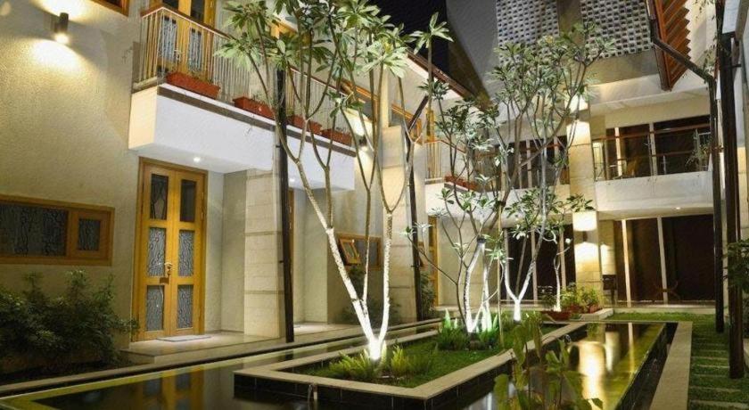 Hotel Tibera Taman Cibeunying Бандунг Екстер'єр фото