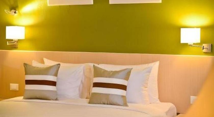 Hotel Tibera Taman Cibeunying Бандунг Екстер'єр фото