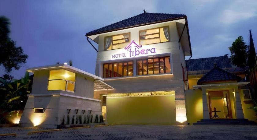 Hotel Tibera Taman Cibeunying Бандунг Екстер'єр фото
